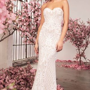 Lulu’s Olivia White Sequin Strapless Maxi Dress